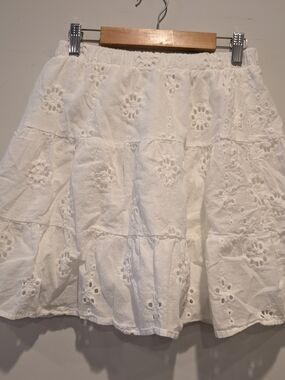Women's White Eyelet Tier Skirt XS Cottagecore Spring Cotton Pull On Coquette Gi